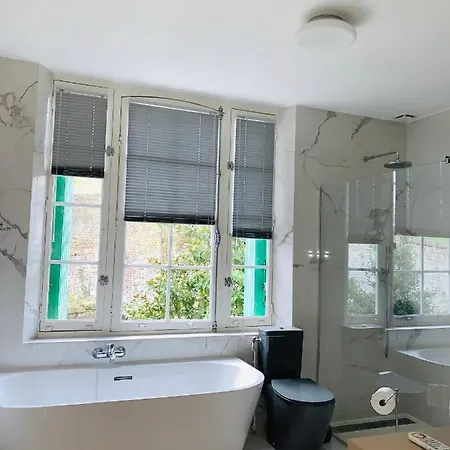 Bed and breakfast Castel D'hôtes 4*