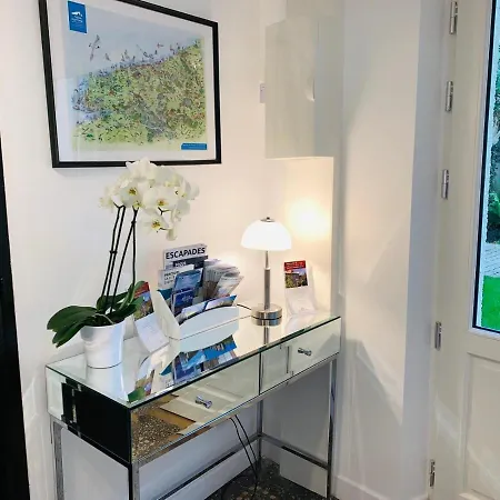 Castel D'hôtes Alojamento de Acomodação e Pequeno-almoço