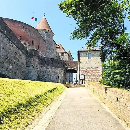 Castel D'hôtes Couette-café 4*