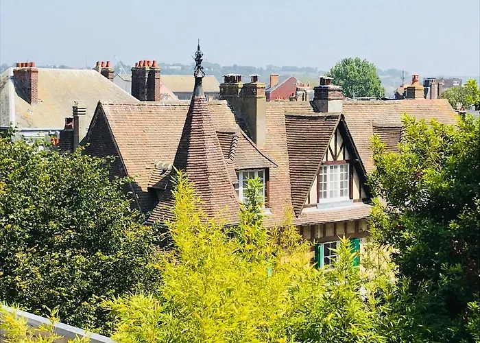 Couette-café Castel D'hôtes 4*